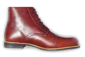 [title] - Desenrasco steht für rahmengenähte Schuhe aus pflanzlich gegerbtem Leder, hergestellt in Portugal. Der Anspruch des Labels sind Schuhe herzustellen, die Jahrzehnte überdauern und zu Lieblingsbegleitern 