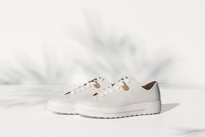 [title] - Mit der Kollektion Green-Step bringt Tamaris jetzt erstmals eine vollständig nachhaltige Schuhkollekton auf den Markt. 