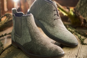 Lloyd bringt zum Herbst-Winter coole Fell-Boots, sportive Sneaker und lässige City-Schuhe für Herren auf den Markt.