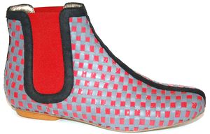 Schuhe mit geflochtenem Leder in grau-rot von Sambpati